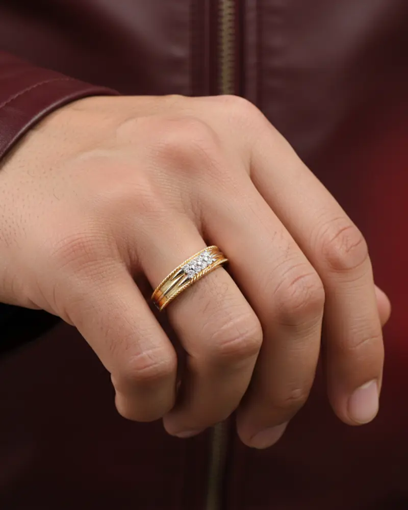 SOVEREIGN DIAMOND BAND