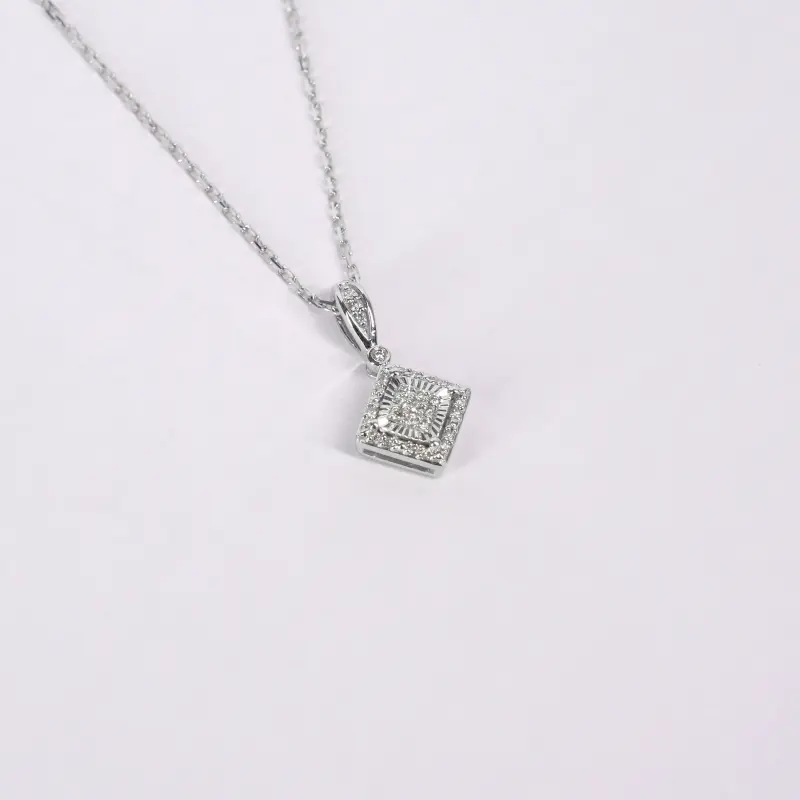 STARLIGHT SQUARE NECKLACE